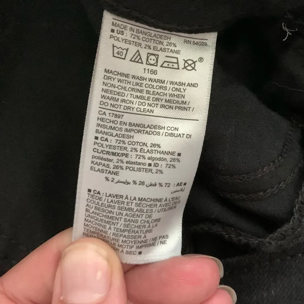 Old Navy black pop